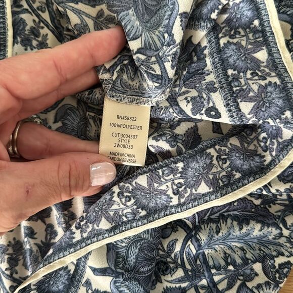 Max Studio Womens Blue Pleated Paisley Blouse Sz 2X Plus Office Workwear Casual - Picture 8 of 8